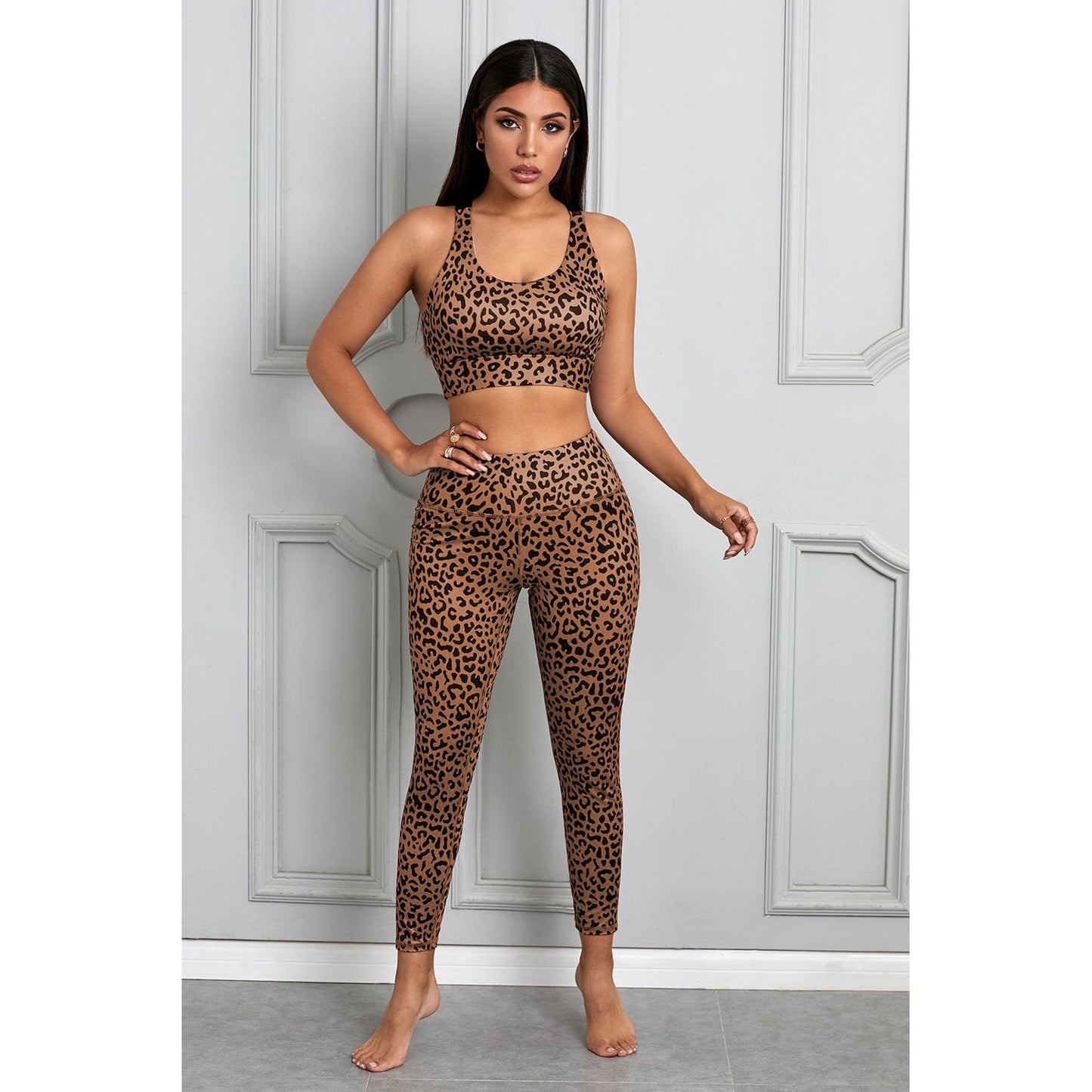 Dames bruine cheetah print sport bh broek set