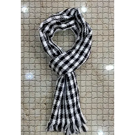 Pack of 1 plain black pattern winter woolen stole muffler for men boys