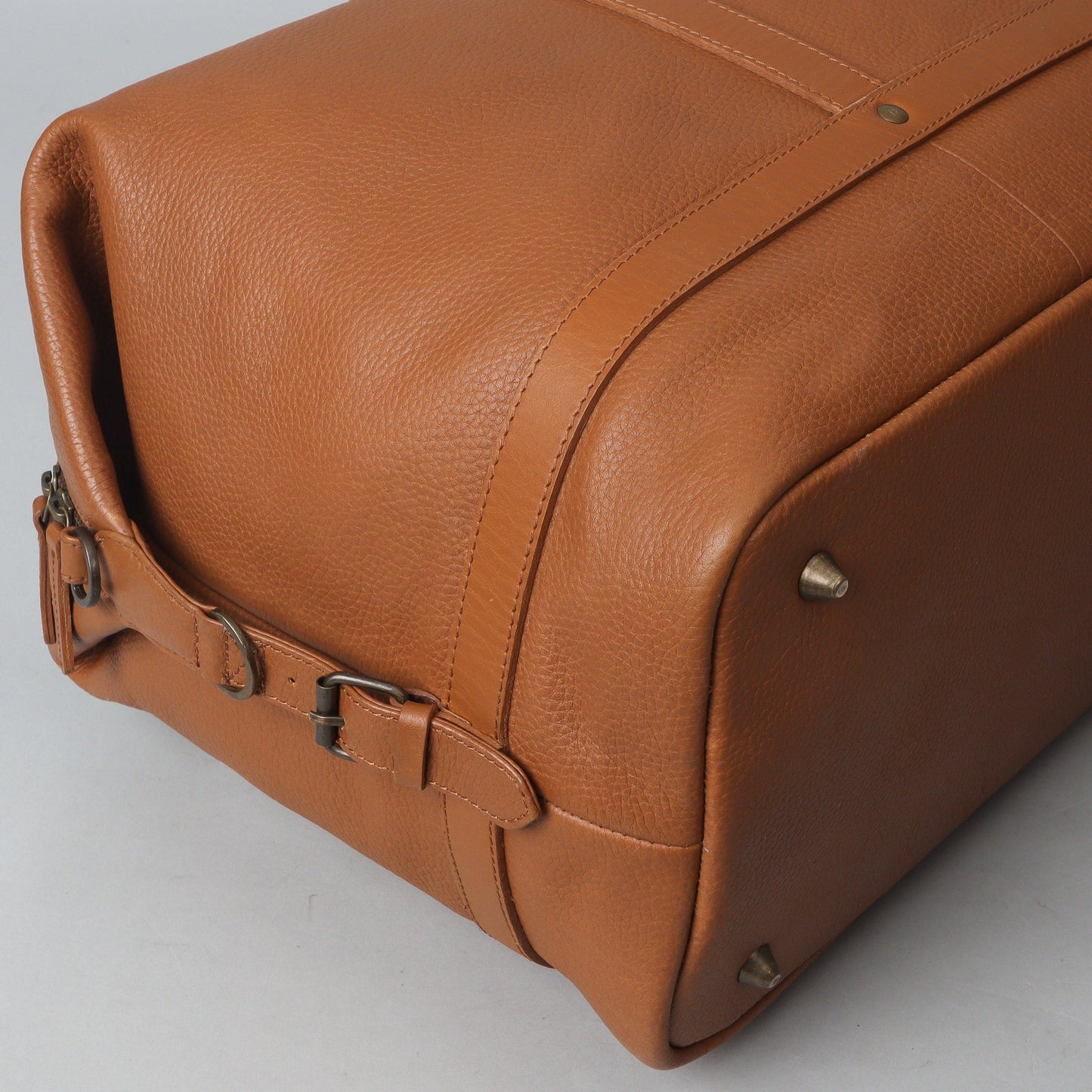 Runway Leather Travel Bag - Sportkyu