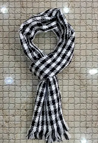 Pack of 1 plain black pattern winter woolen stole muffler for men boys