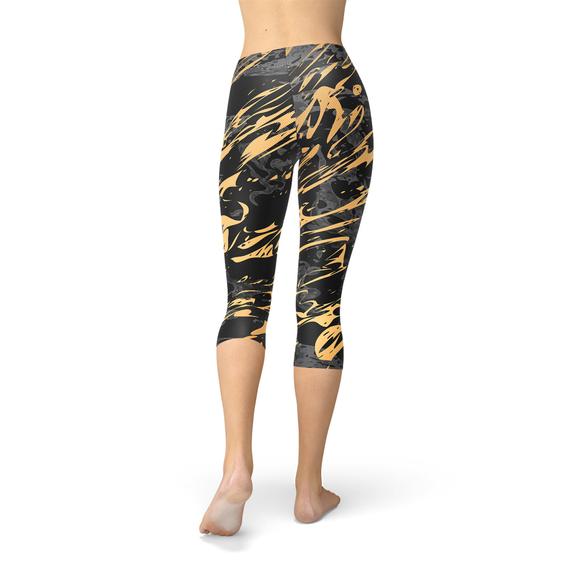 Womens zwart marmer met Gold Splash Capri legging